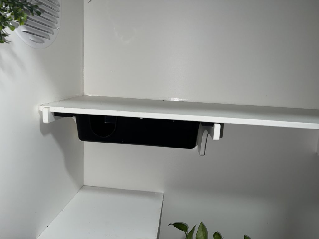 Diamond Python - Shelf